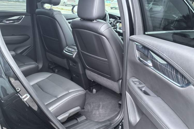 Used Cadillac XT6 2020 28T Six-Seater Four-Wheel-Drive Luxury Version Interior 4