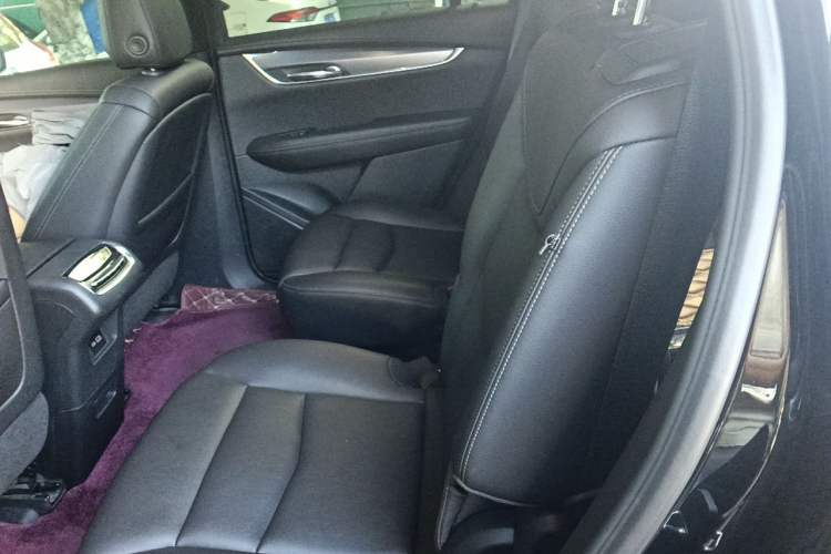 Used Cadillac XT6 2020 28T Six-Seater All-Wheel-Drive Fashion Edition Interior 4