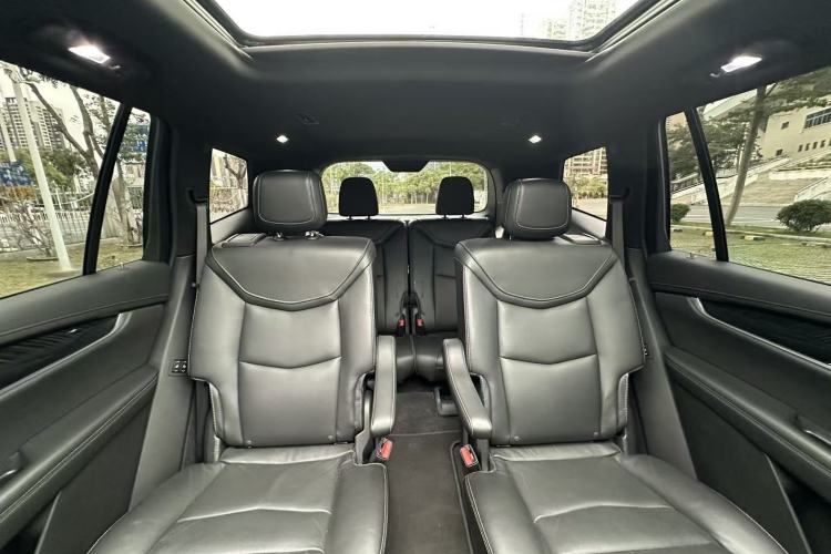 Used Cadillac XT6 2020 28T Six-Seater Four-Wheel-Drive Luxury Version with Premium Sound System Interior 8
