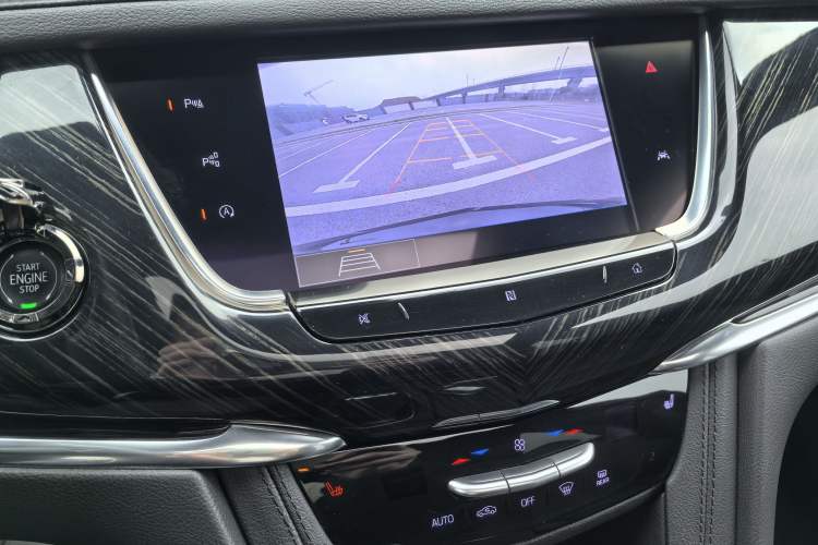 Used Cadillac XT6 2020 28T Six-Seater Four-Wheel-Drive Luxury Version Interior 8