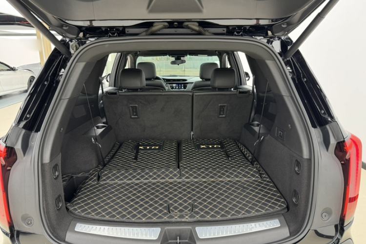 Used Cadillac XT6 2020 28T Seven-Seater Fashion Edition Interior 8