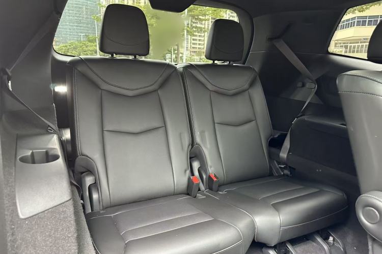 Used Cadillac XT6 2020 28T Six-Seater Four-Wheel-Drive Luxury Version with Premium Sound System Interior 9