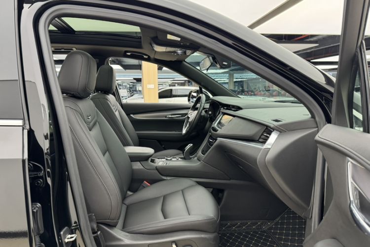 Used Cadillac XT6 2020 28T Seven-Seater Fashion Edition Interior 9