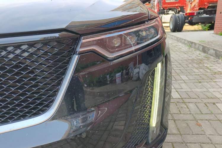 Used Cadillac XT6 2020 Restyled 28T Six-Seater Four-Wheel Drive Luxury Sports Version Left Front Headlight