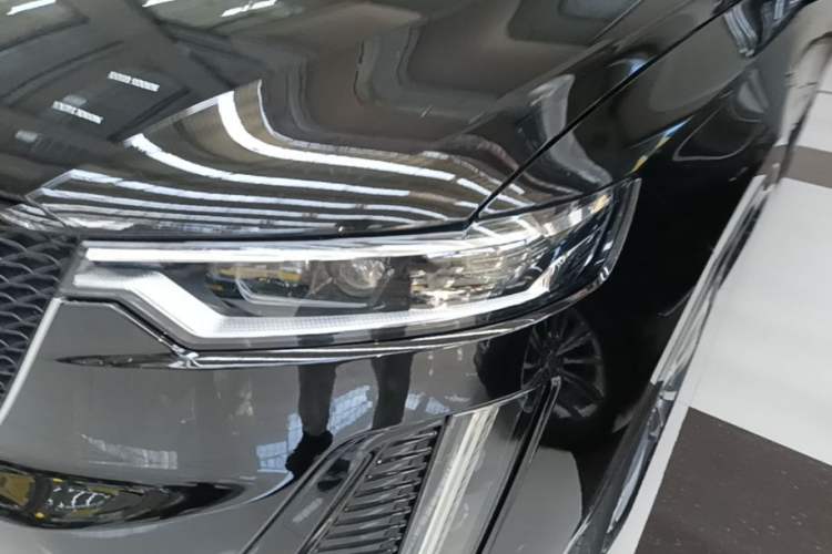 Used Cadillac XT6 2020 28T Six-Seater Luxury Sporty Enjoy-the-Comfort Safety Edition Left Front Headlight