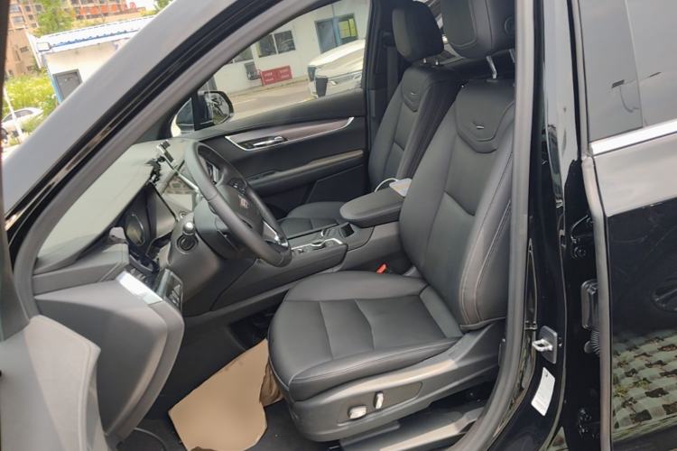 Used Cadillac XT6 2020 28T Seven-Seater Fashion Edition Left Front Seat
