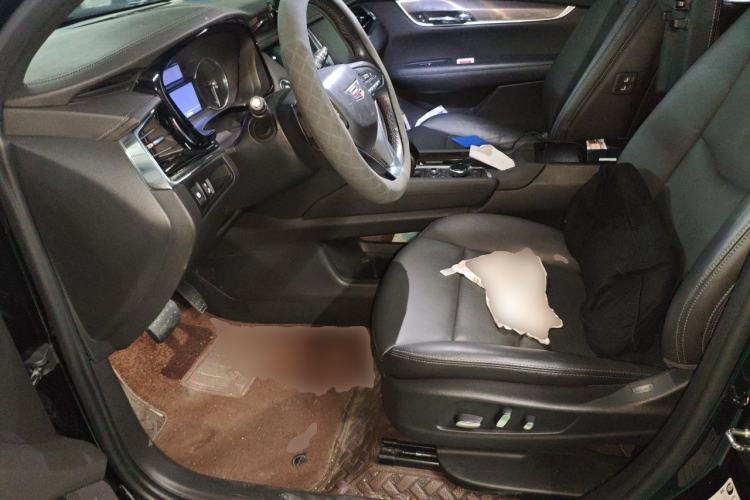 Used Cadillac XT6 2020 28T 7-Seater Four-Wheel Drive Luxury Version Left Front Seat