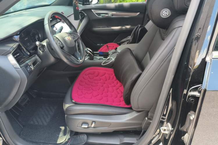 Used Cadillac XT6 2020 28T Six-Seater Fashion Edition Left Front Seat