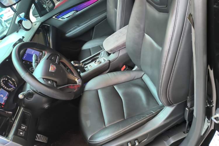 Used Cadillac XT6 2020 28T Six-Seater Luxury Version Left Front Seat