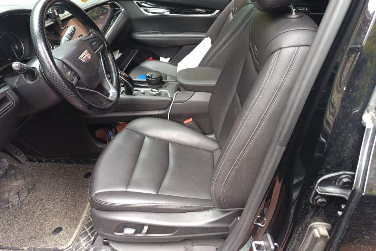 Used Cadillac XT6 2020 28T Seven-Seater Fashion Edition Left Front Seat
