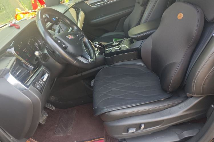 Used Cadillac XT6 2020 28T Six-Seater Fashion Edition Left Front Seat