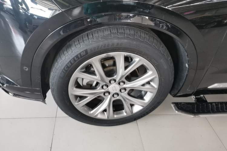 Used Cadillac XT6 2020 28T Six-Seater Luxury Sporty Enjoy-the-Comfort Safety Edition Left Front Wheel Hub