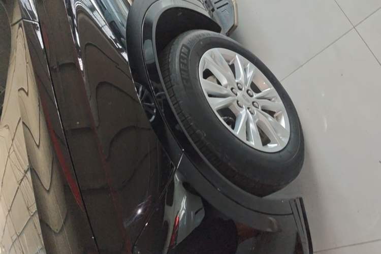 Used Cadillac XT6 2020 28T Seven-Seater Fashion Edition Left Front Wheel Hub