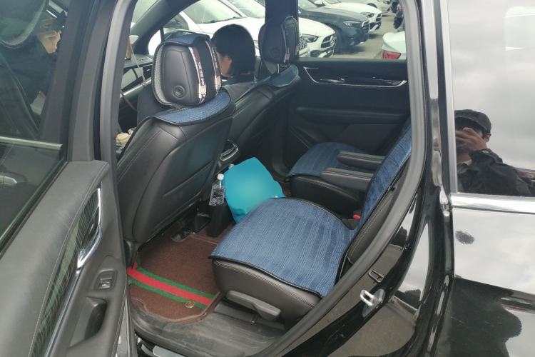 Used Cadillac XT6 2020 28T Six-Seater Four-Wheel-Drive Luxury Version Left Rear Seat