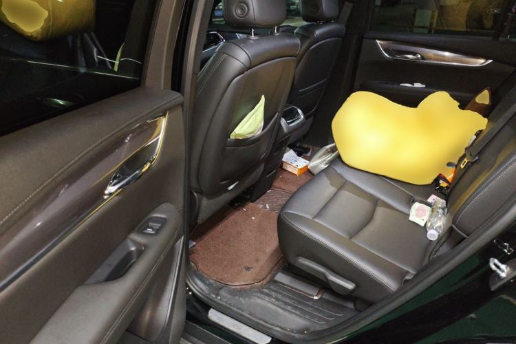 Used Cadillac XT6 2020 28T 7-Seater Four-Wheel Drive Luxury Version Left Rear Seat