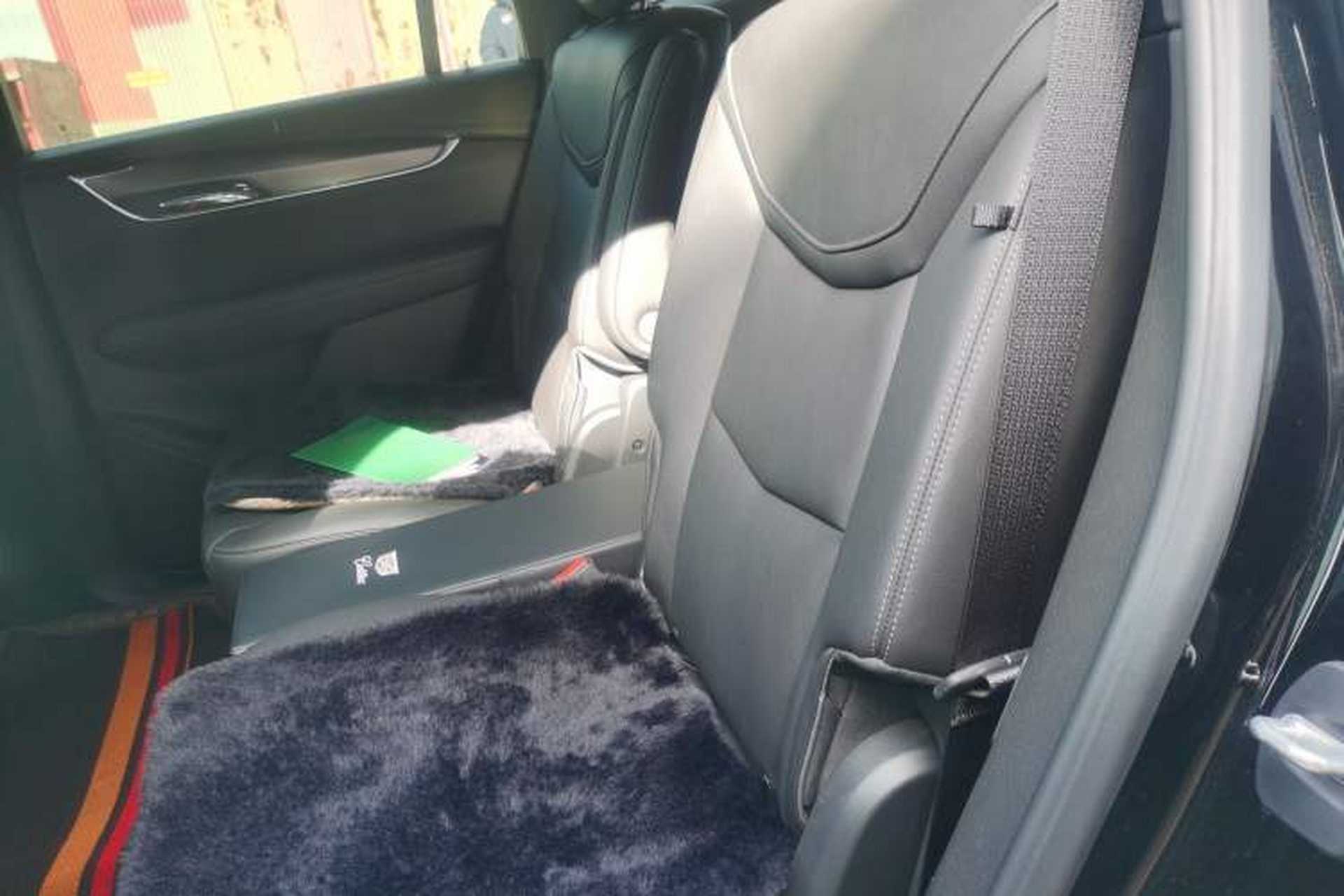Used Cadillac XT6 2020 28T Six-Seater Fashion Edition Left Rear Seat