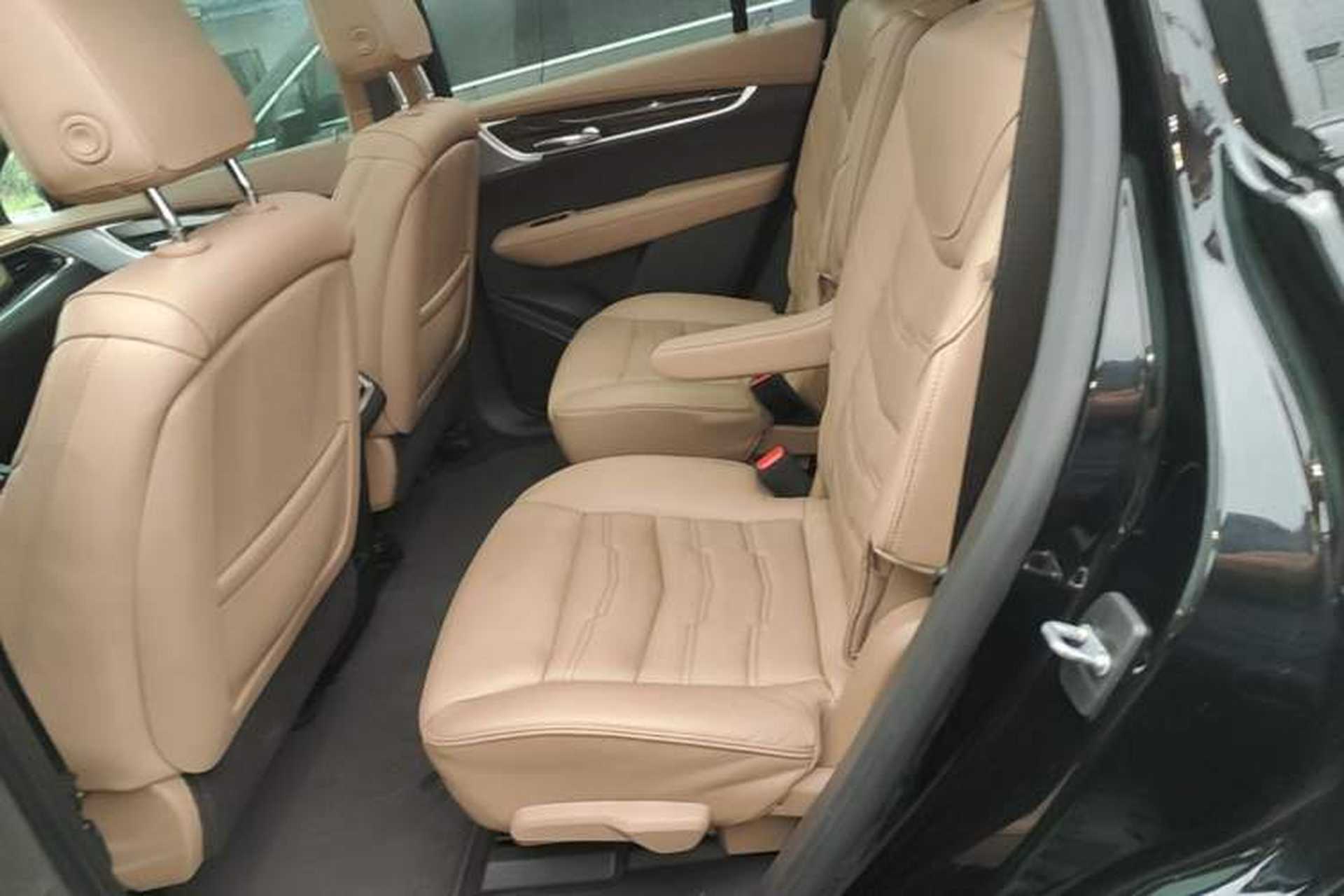 Used Cadillac XT6 2020 Revised Version 28T 6-Seater Four-Wheel Drive Platinum Sport Edition Left Rear Seat