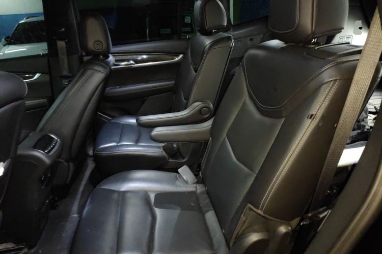 Used Cadillac XT6 2020 28T Six-Seater Luxury Sporty Enjoy-the-Comfort Safety Edition Left Rear Seat