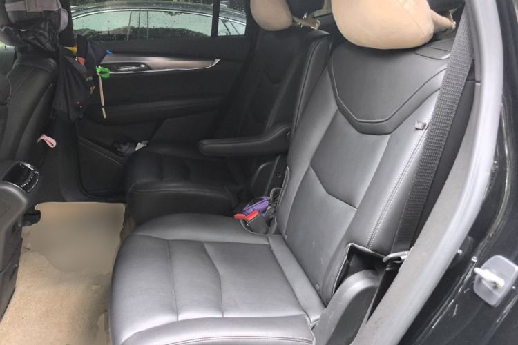 Used Cadillac XT6 2020 28T Six-Seater Fashion Edition Left Rear Seat