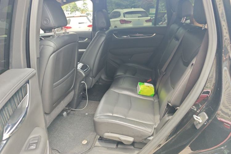 Used Cadillac XT6 2020 28T Seven-Seater Four-Wheel-Drive Luxury Version Left Rear Seat