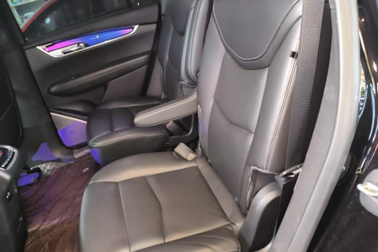 Used Cadillac XT6 2020 28T Six-Seater Luxury Version Left Rear Seat
