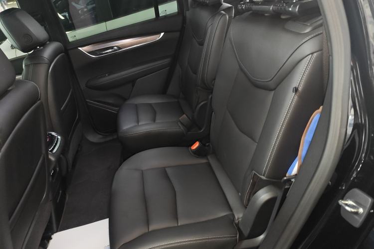 Used Cadillac XT6 2020 28T Six-Seater Fashion Edition Left Rear Seat