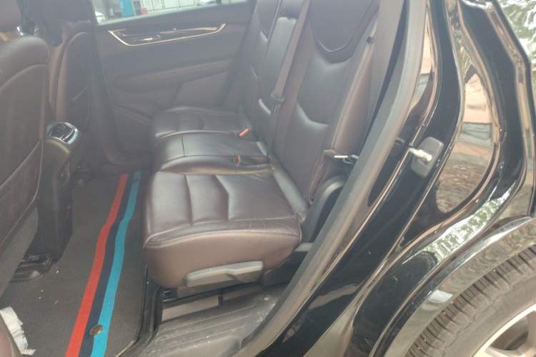 Used Cadillac XT6 2020 28T Seven-Seater Four-Wheel-Drive Luxury Version Left Rear Seat