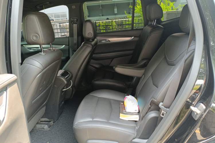 Used Cadillac XT6 2020 28T Six-Seater Fashion Edition Left Rear Seat