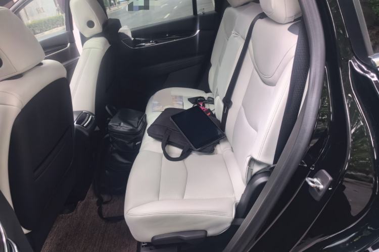 Used Cadillac XT6 2020 28T Seven-Seater Luxury Version Left Rear Seat