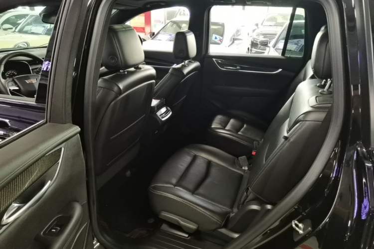 Used Cadillac XT6 2020 28T Six-Seater Luxury Sporty Enjoy-the-Comfort Safety Edition Left Rear Seat