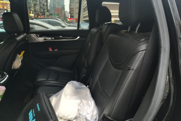 Used Cadillac XT6 2020 28T Six-Seater Four-Wheel-Drive Luxury Version with Premium Sound System Left Rear Seat