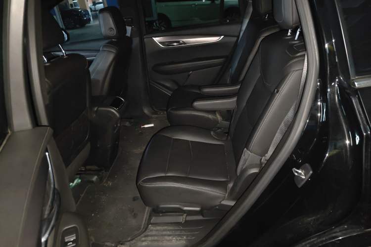 Used Cadillac XT6 2020 28T Six-Seater Fashion Edition Left Rear Seat