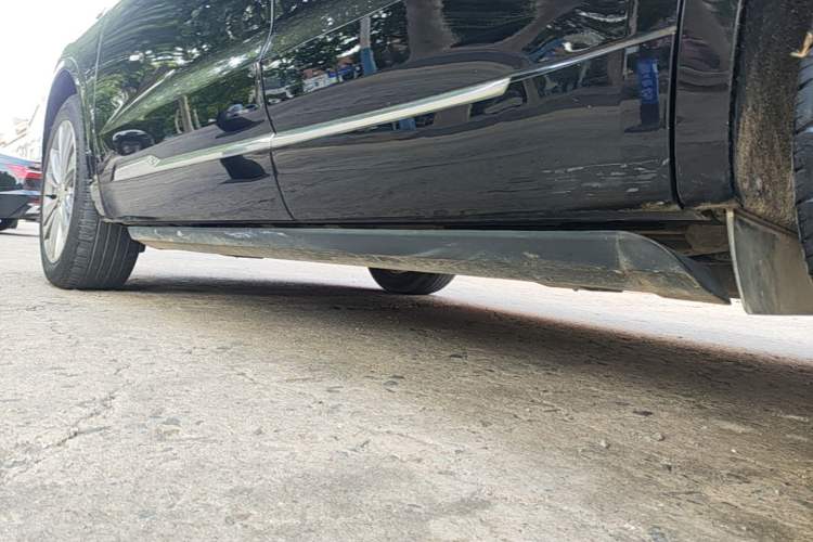 Used Cadillac XT6 2020 28T Six-Seater Luxury Version Left Side Sill