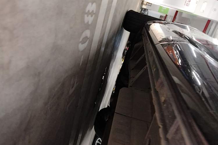 Used Cadillac XT6 2020 28T Seven-Seater Fashion Edition Left Side Sill