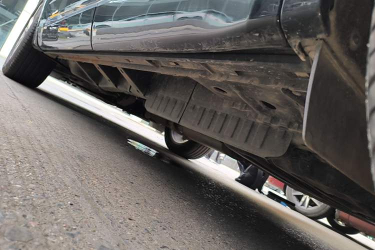 Used Cadillac XT6 2020 28T Six-Seater Luxury Version Left Side Sill