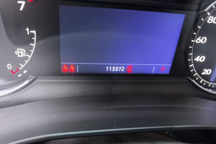 Used Cadillac XT6 2020 28T Six-Seater Fashion Edition Odometer Close Up
