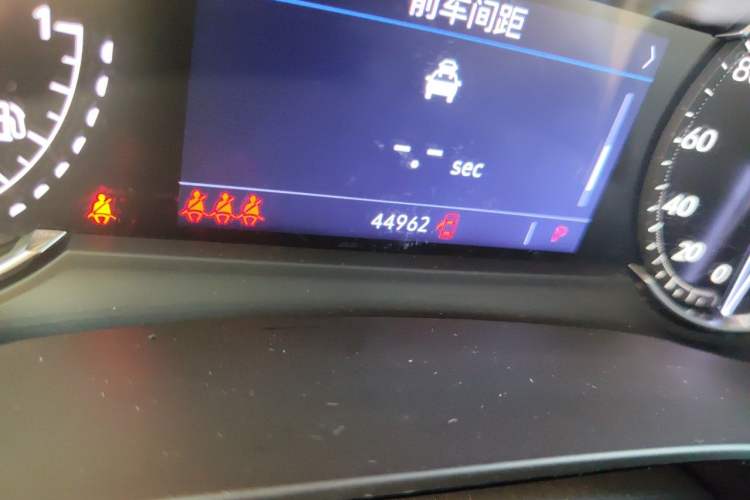 Used Cadillac XT6 2020 28T Seven-Seater Fashion Edition Odometer Close Up