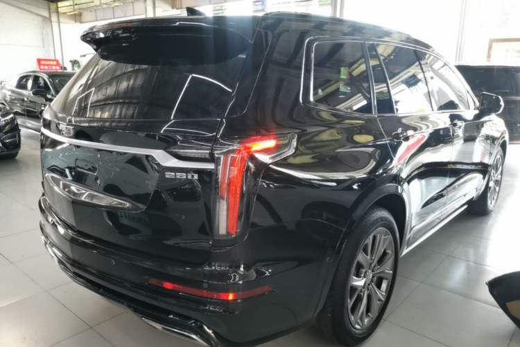 Used Cadillac XT6 2020 28T Six-Seater Luxury Sporty Enjoy-the-Comfort Safety Edition Rear Right 45 Deg