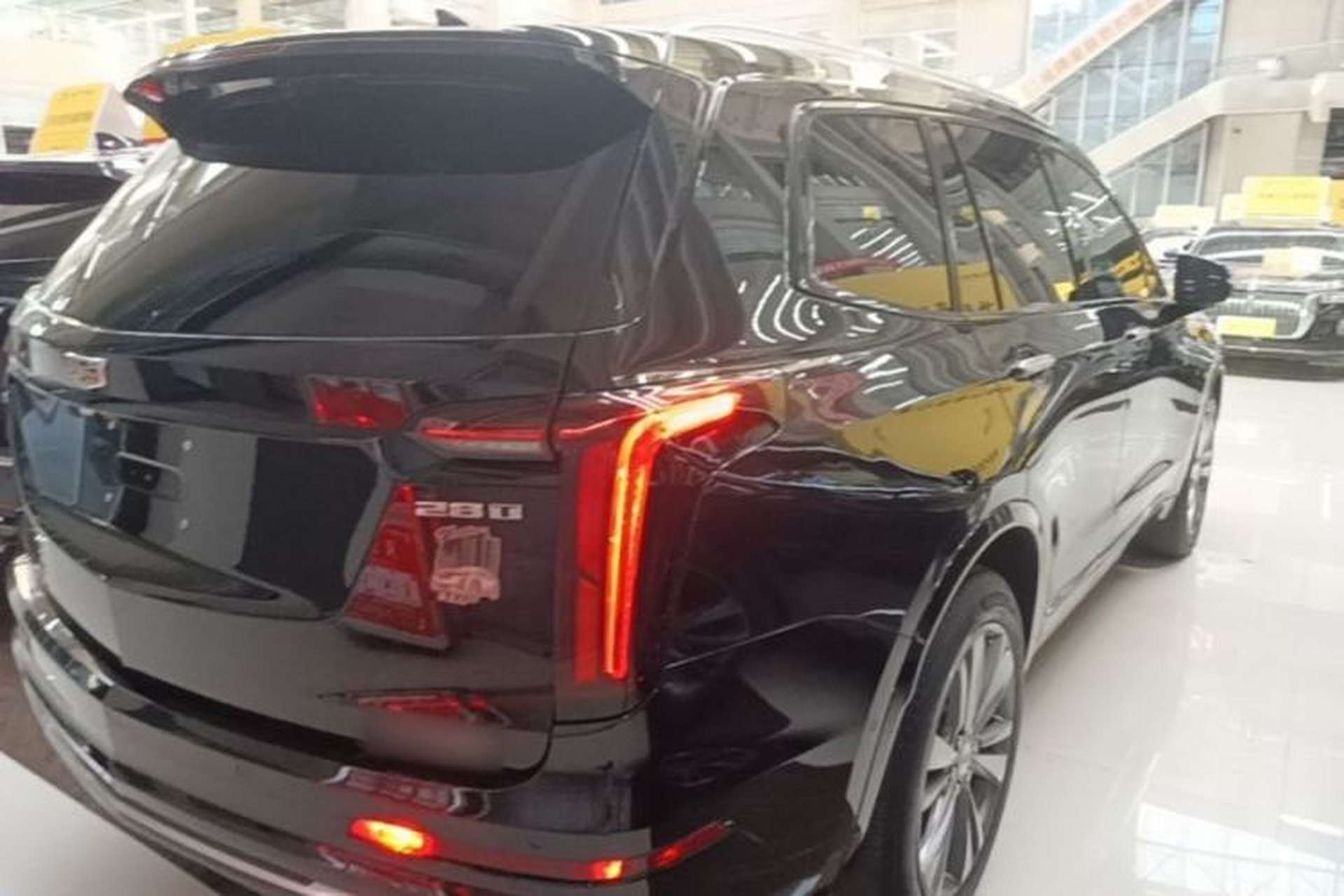 Used Cadillac XT6 2020 28T Six-Seater Luxury Sporty Enjoy-the-Comfort Safety Edition Rear Right 45 Deg