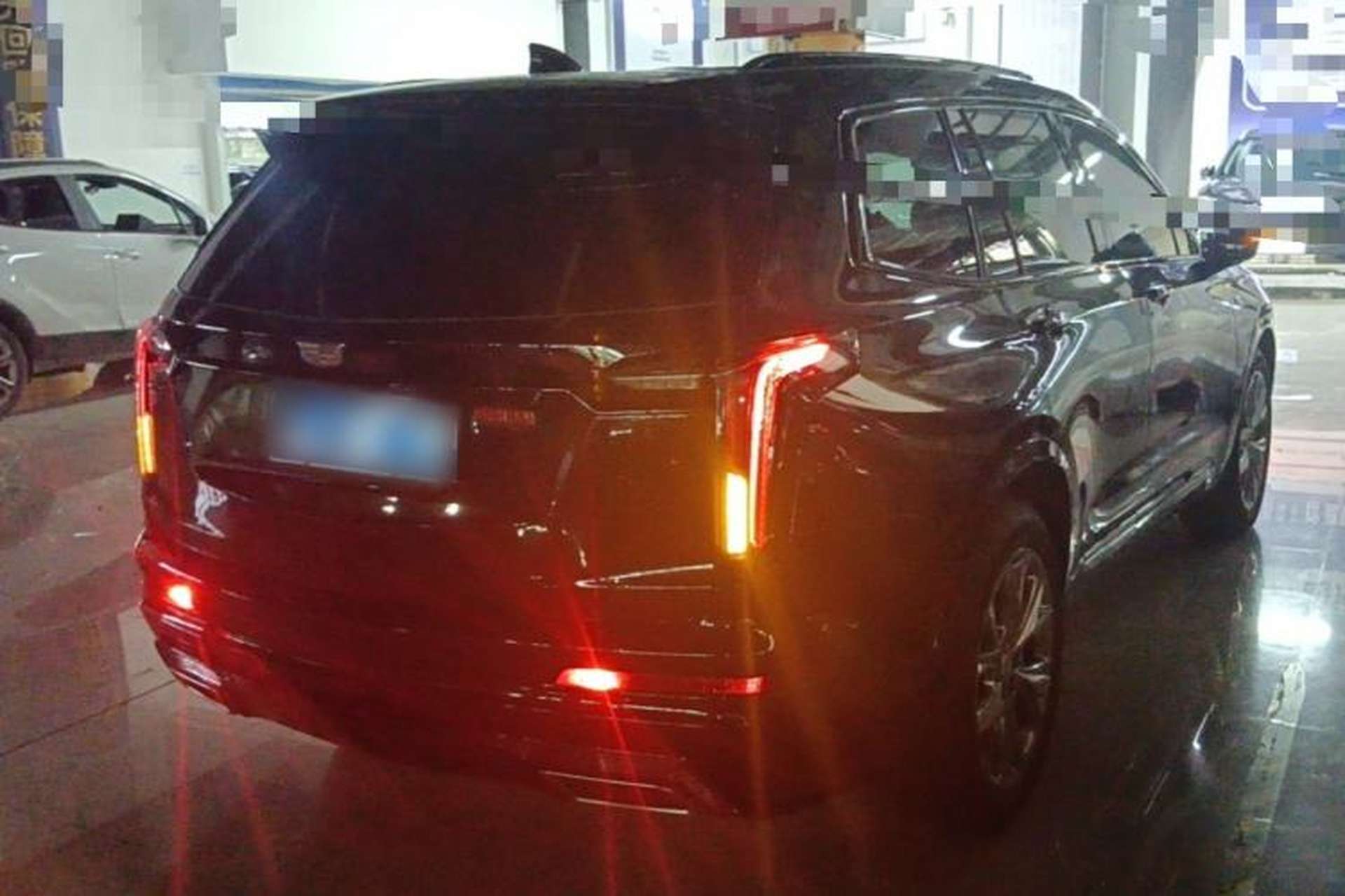 Used Cadillac XT6 2020 28T Six-Seater Luxury Sporty Enjoy-the-Comfort Safety Edition Rear Right 45 Deg
