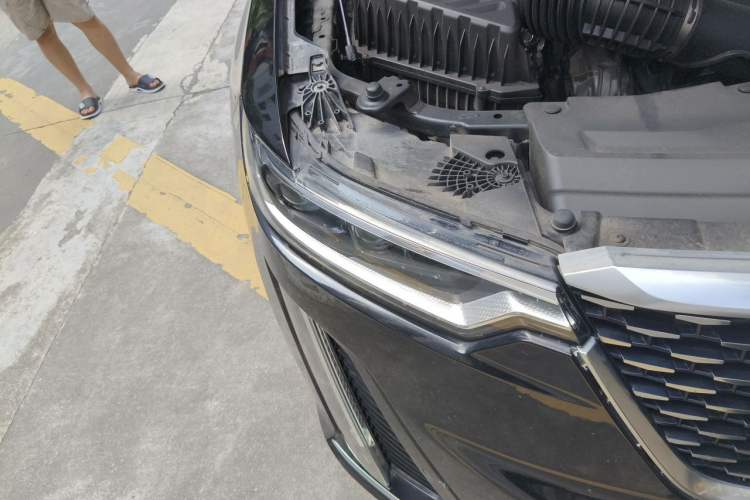 Used Cadillac XT6 2020 28T Six-Seater Luxury Version Right Front Headlight