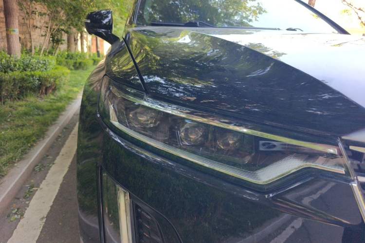 Used Cadillac XT6 2020 28T Six-Seater Luxury Version Right Front Headlight
