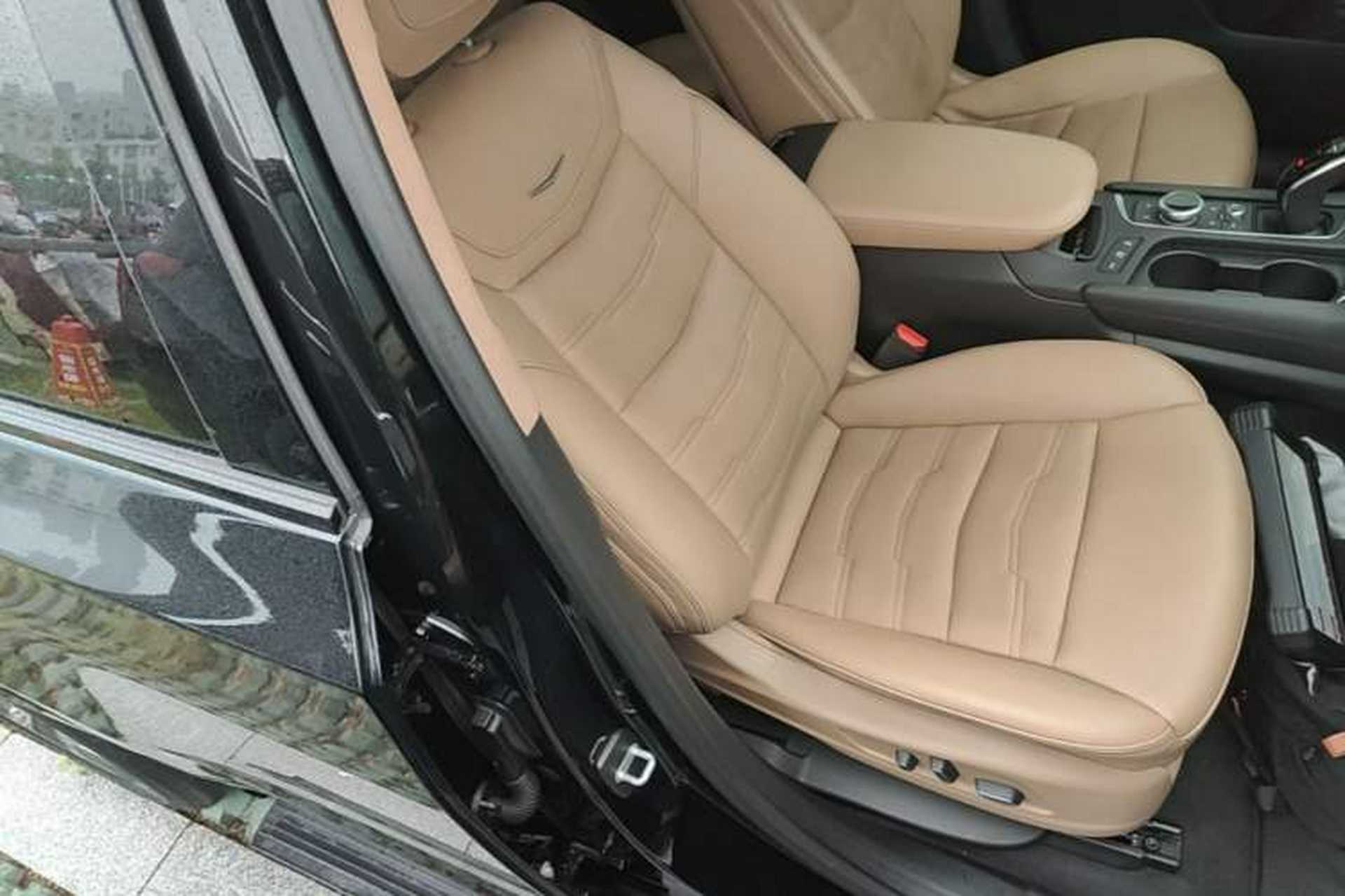 Used Cadillac XT6 2020 Revised Version 28T 6-Seater Four-Wheel Drive Platinum Sport Edition Right Front Seat