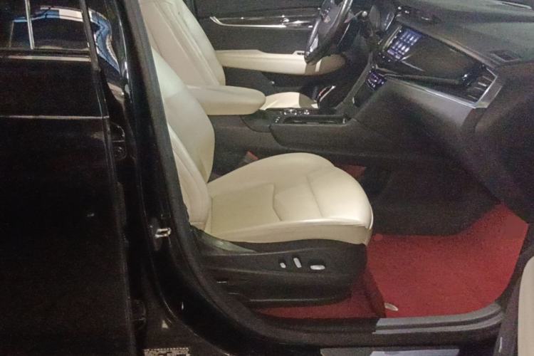 Used Cadillac XT6 2020 28T Six-Seater Luxury Sporty Enjoy-the-Comfort Safety Edition Right Front Seat