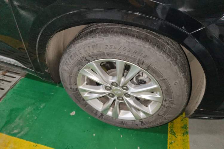 Used Cadillac XT6 2020 28T Seven-Seater Fashion Edition Right Front Wheel Hub