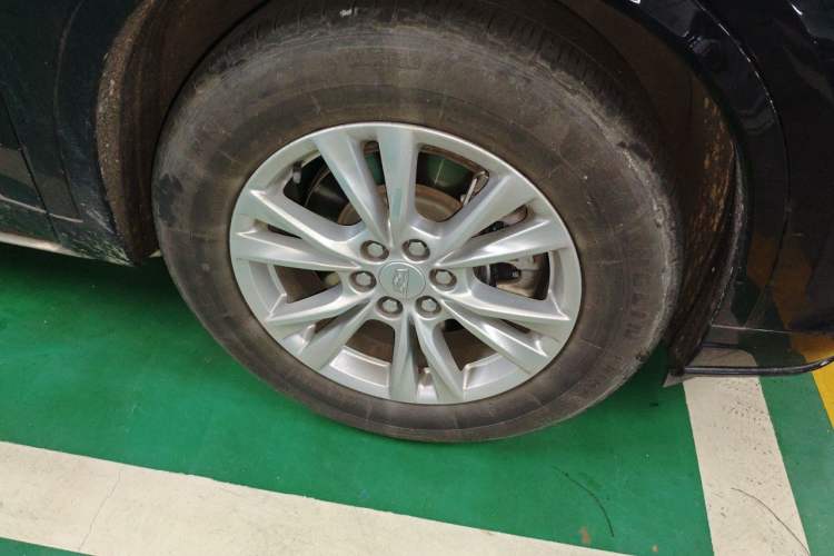 Used Cadillac XT6 2020 28T 7-Seater Four-Wheel Drive Luxury Version Right Front Wheel Hub