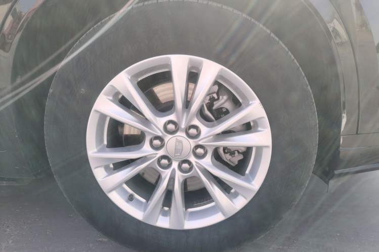 Used Cadillac XT6 2020 28T Six-Seater Fashion Edition Right Front Wheel Hub