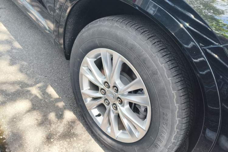 Used Cadillac XT6 2020 28T Six-Seater Fashion Edition Right Front Wheel Hub