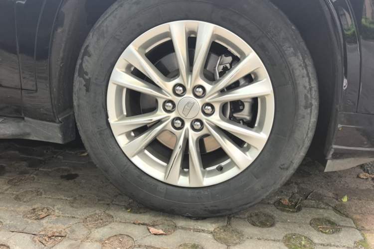 Used Cadillac XT6 2020 28T Six-Seater Fashion Edition Right Front Wheel Hub