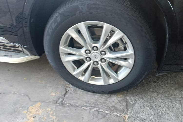 Used Cadillac XT6 2020 28T Six-Seater All-Wheel-Drive Fashion Edition Right Front Wheel Hub